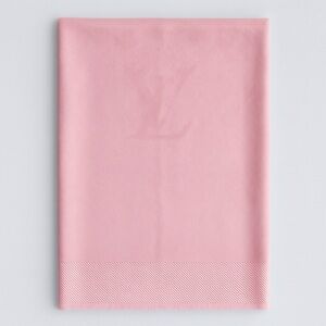 Louis Vuitton Cashmere Monogram Wrap Scarf Silk Pink One Size Luxe Designer